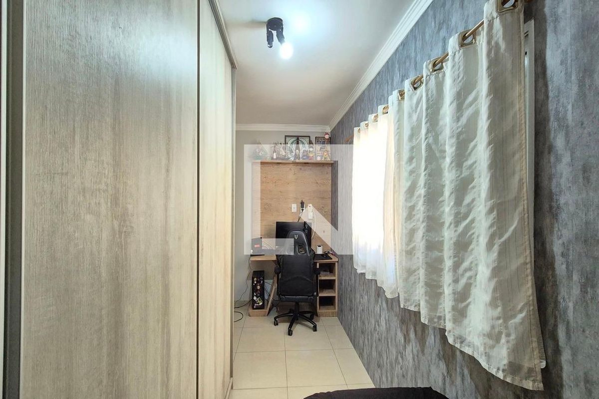 Casa à Venda - Jardim do Lago, 4 Quartos,  400 m2 em , Campinas - sp | SoloBR
