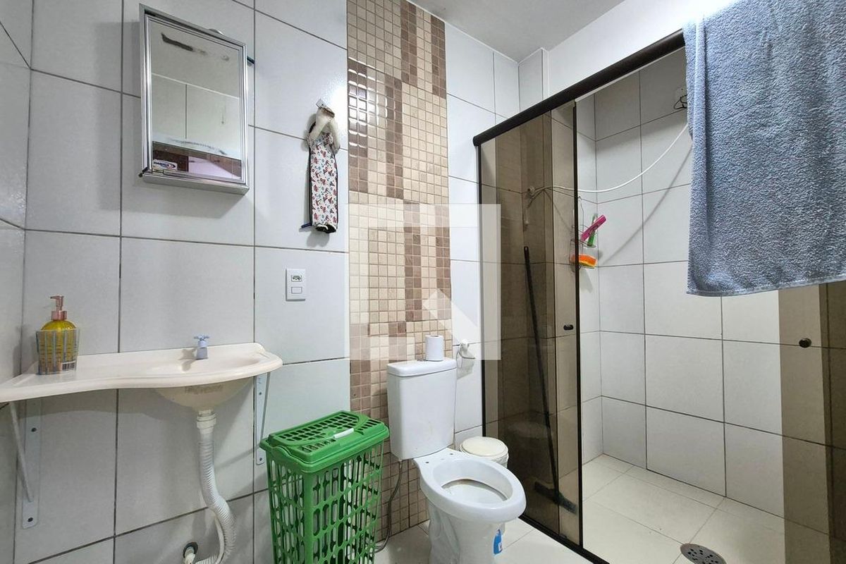 Casa à Venda - Jardim do Lago, 4 Quartos,  400 m2 em , Campinas - sp | SoloBR