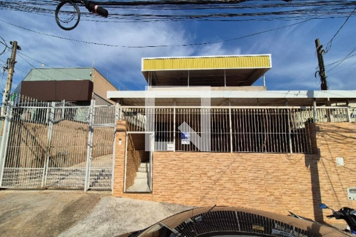 Casa à Venda - Jardim do Lago, 4 Quartos,  400 m2 em , Campinas - sp | SoloBR