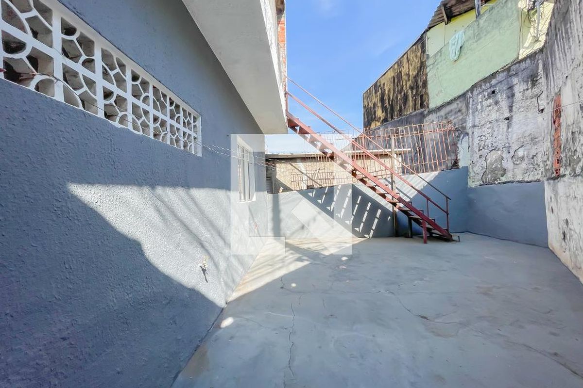 Casa, 2 quartos, 190 m² - Foto 30