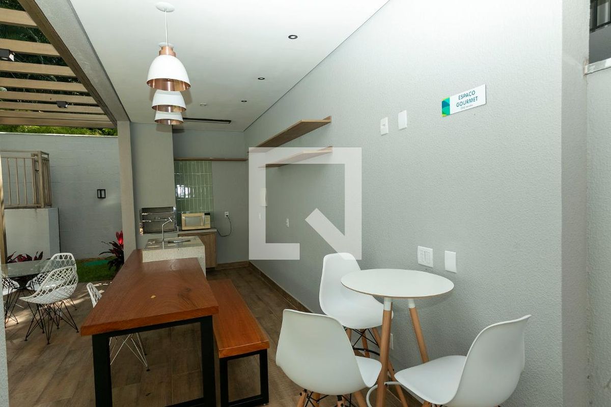 Apartamento à Venda - Mansões Santo Antônio, 2 Quartos,  51 m2 em , Campinas - sp | SoloBR