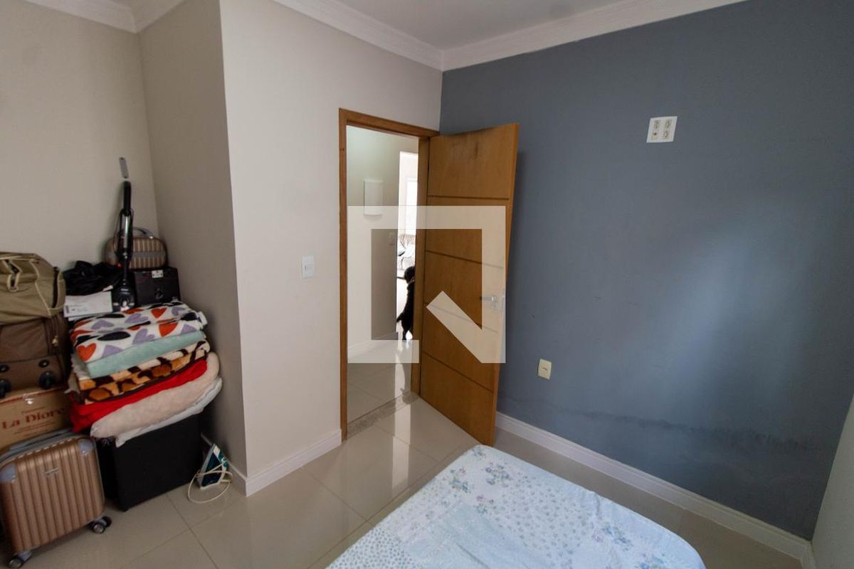 Casa à Venda - Jardim Santana, 3 Quartos,  136 m2 em , Campinas - sp | SoloBR