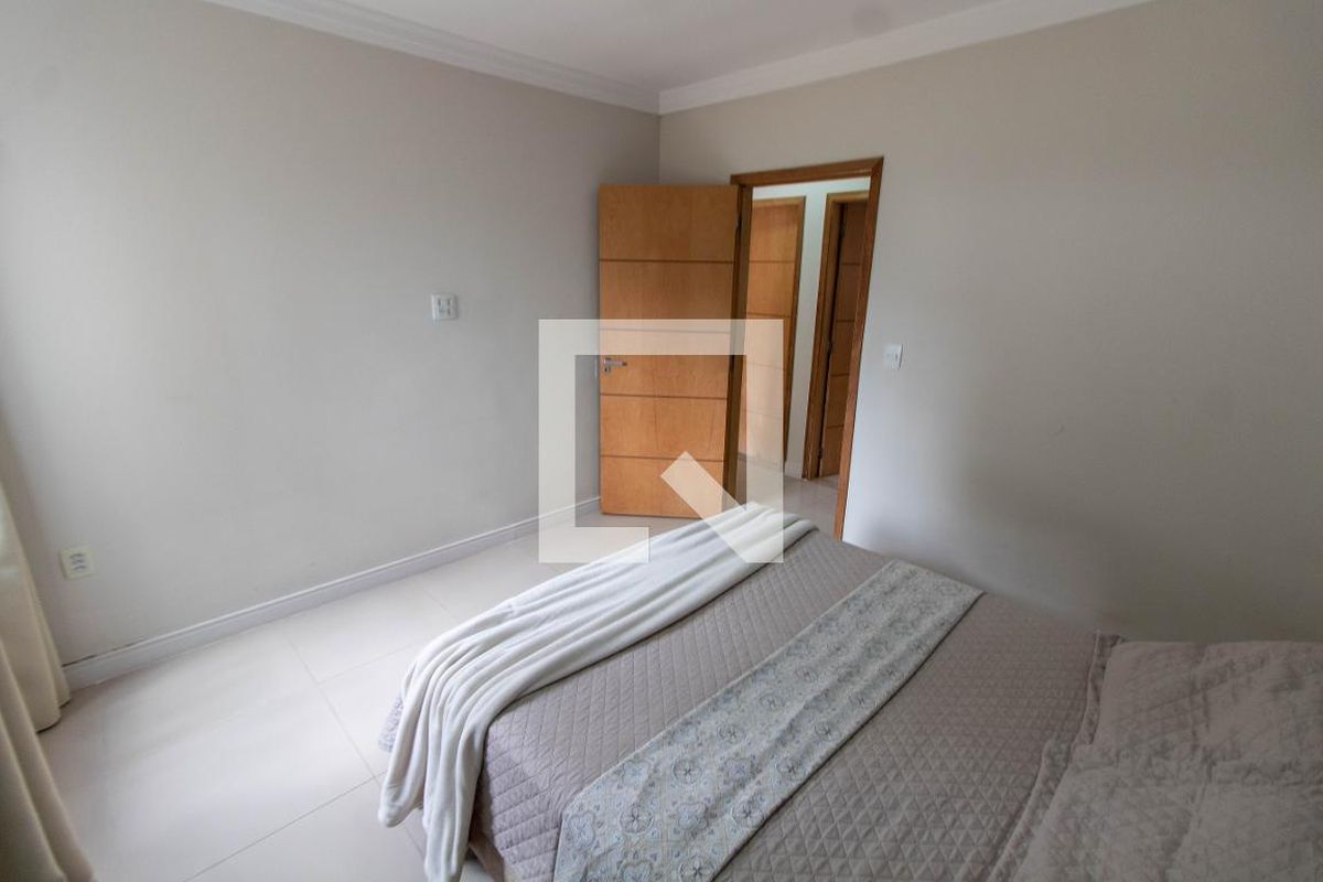 Casa à Venda - Jardim Santana, 3 Quartos,  136 m2 em , Campinas - sp | SoloBR