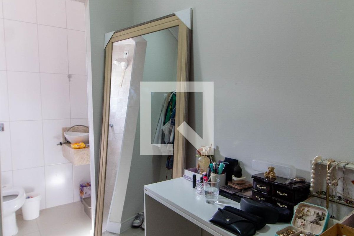 Casa à Venda - Jardim Santana, 3 Quartos,  136 m2 em , Campinas - sp | SoloBR