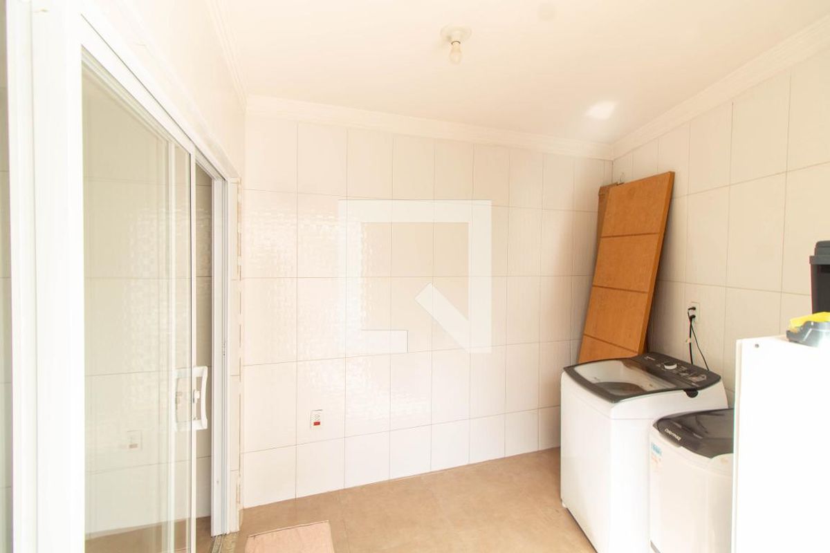 Casa à Venda - Jardim Santana, 3 Quartos,  136 m2 em , Campinas - sp | SoloBR