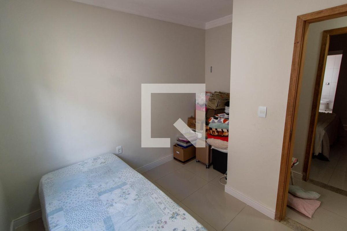 Casa à Venda - Jardim Santana, 3 Quartos,  136 m2 em , Campinas - sp | SoloBR