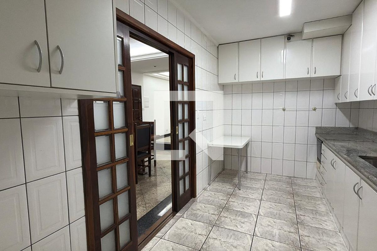Casa, 4 quartos, 200 m² - Foto 49