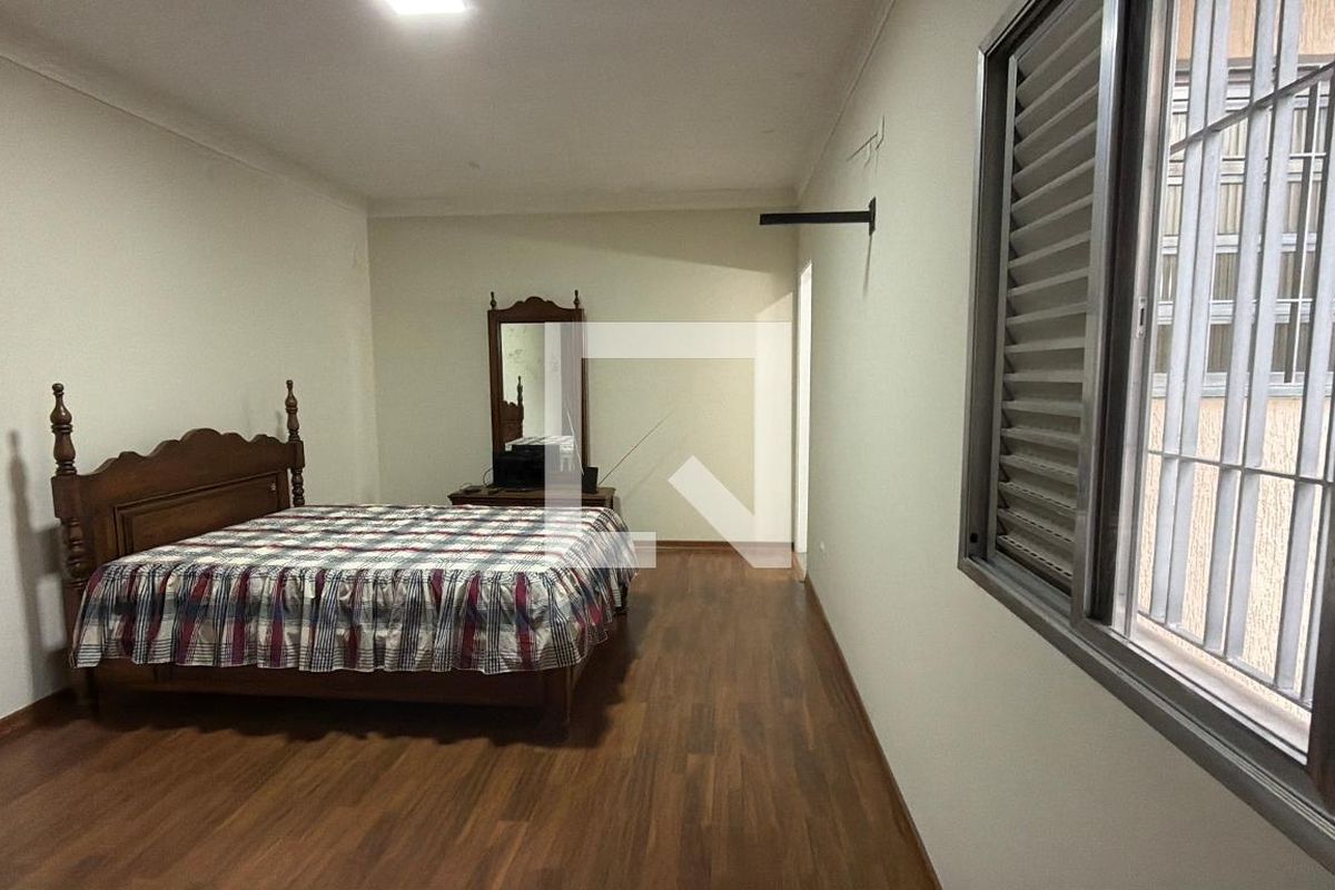 Casa, 4 quartos, 200 m² - Foto 19