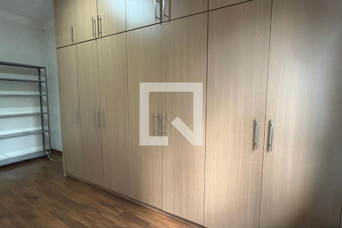 Casa, 4 quartos, 200 m² - Foto 32