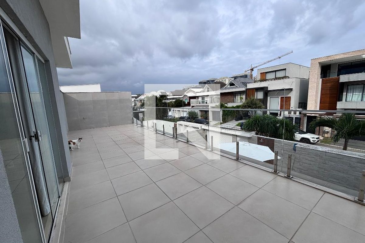 Casa, 3 quartos, 269 m² - Foto 28