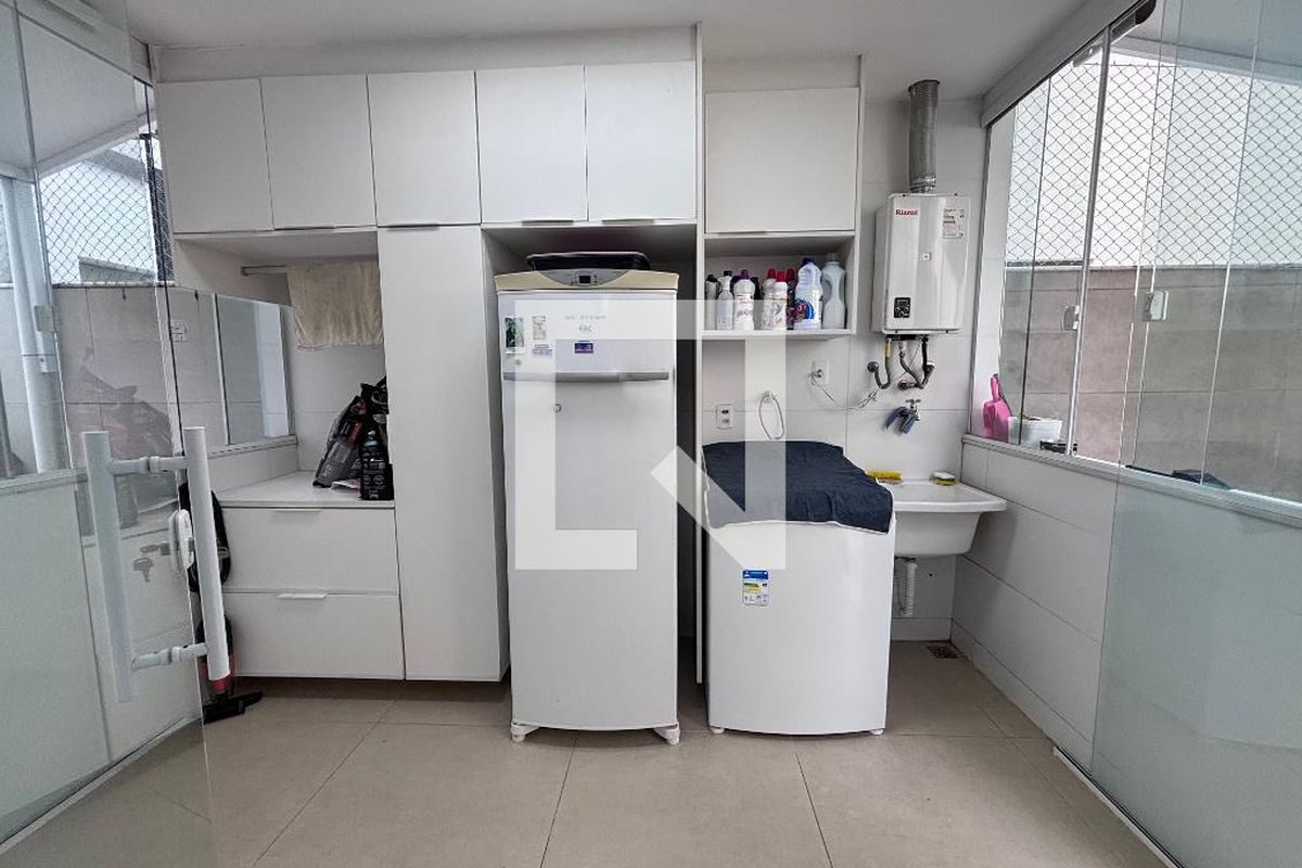 Casa, 3 quartos, 269 m² - Foto 61