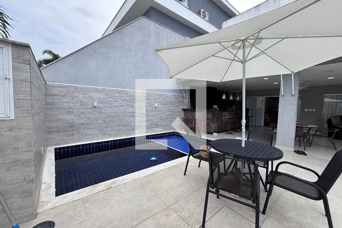Casa, 3 quartos, 269 m² - Foto 73