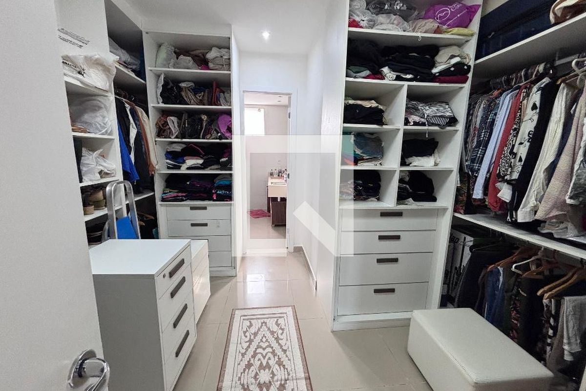 Casa, 3 quartos, 269 m² - Foto 32