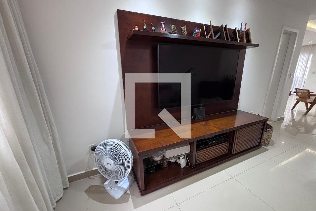 Casa, 3 quartos, 269 m² - Foto 8