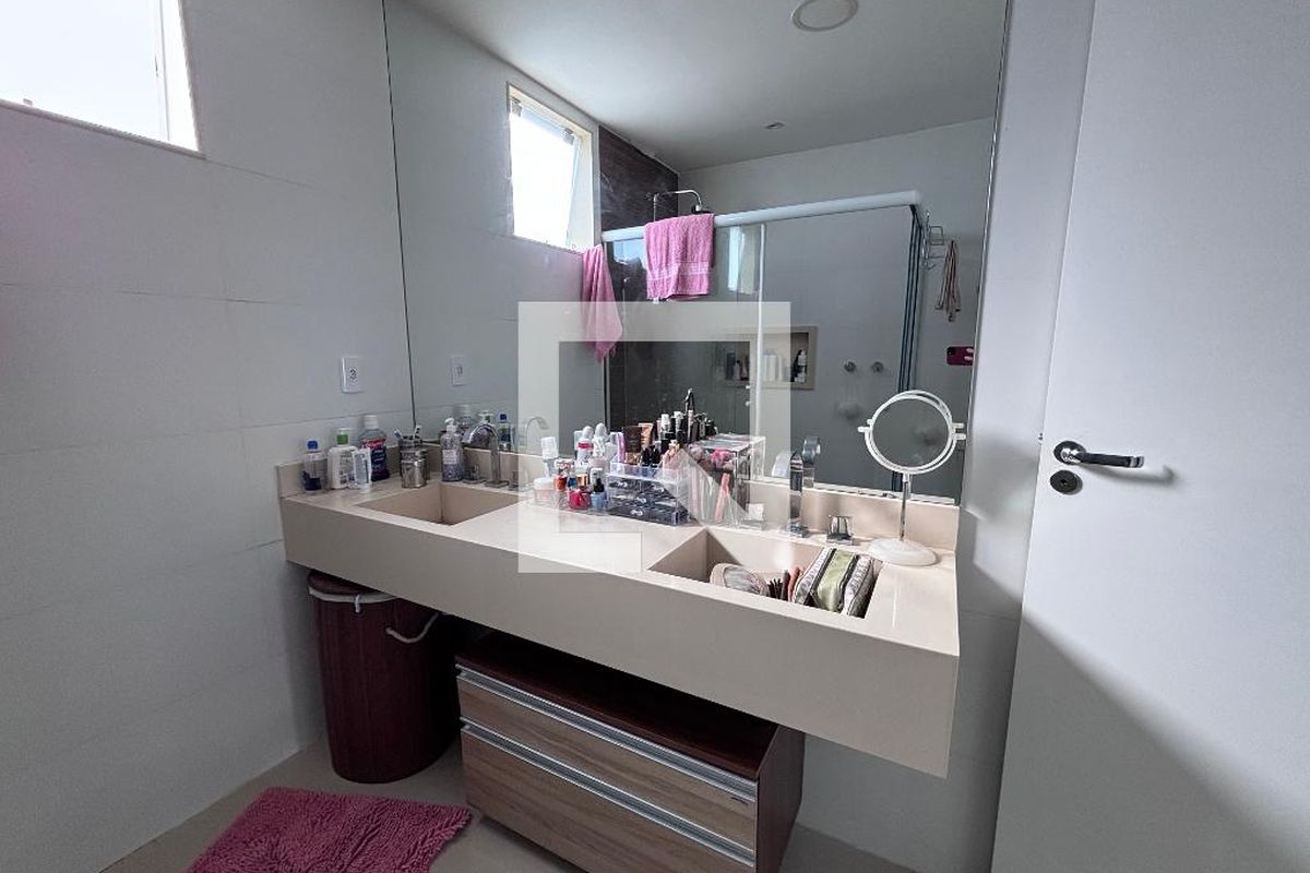Casa, 3 quartos, 269 m² - Foto 37