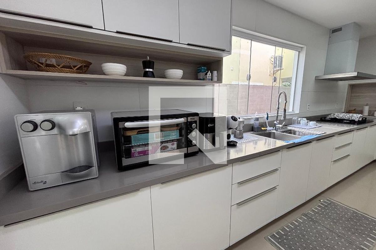 Casa, 3 quartos, 269 m² - Foto 58
