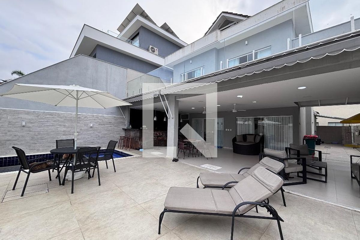 Casa, 3 quartos, 269 m² - Foto 75