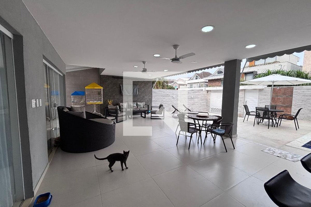 Casa, 3 quartos, 269 m² - Foto 70
