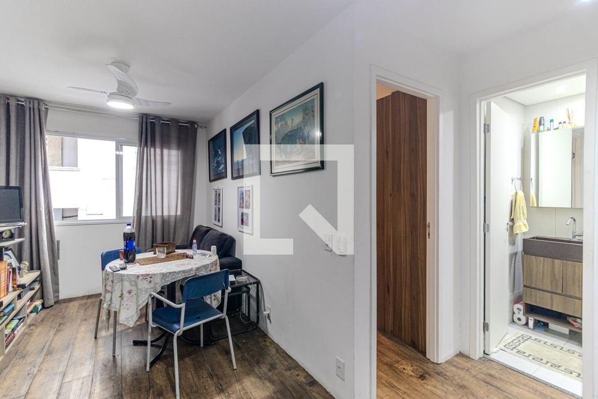 Apartamento, 1 quarto, 30 m² - Foto 1
