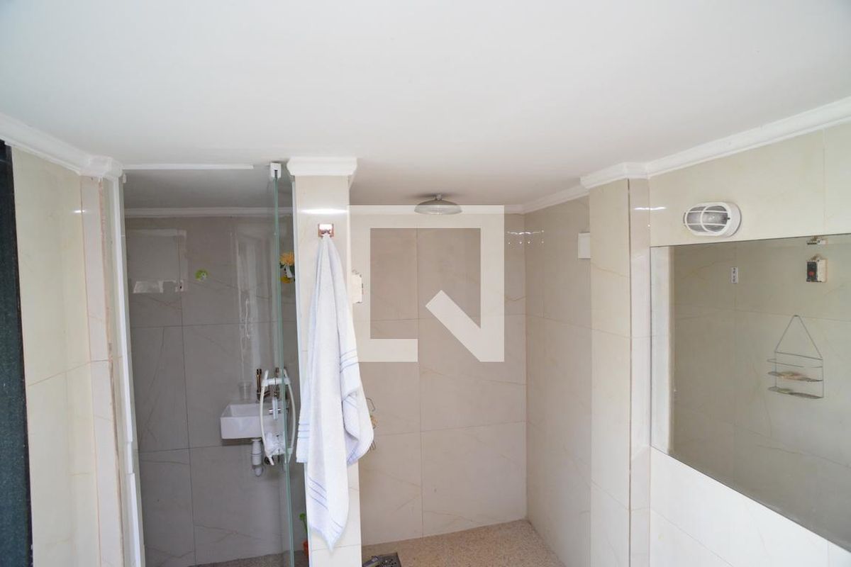 Casa, 5 quartos, 716 m² - Foto 46