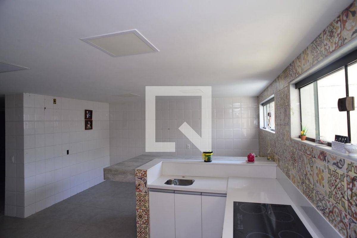 Casa, 5 quartos, 716 m² - Foto 37