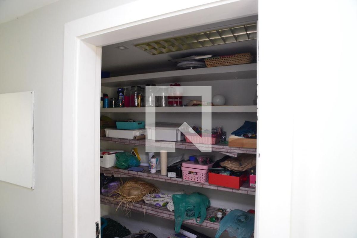 Casa, 5 quartos, 716 m² - Foto 43