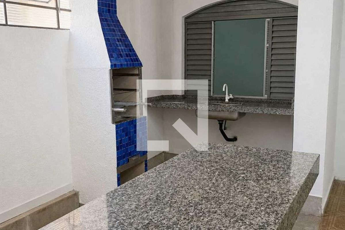 Casa à Venda - Centro, 3 Quartos,  180 m2 em , Campinas - sp | SoloBR