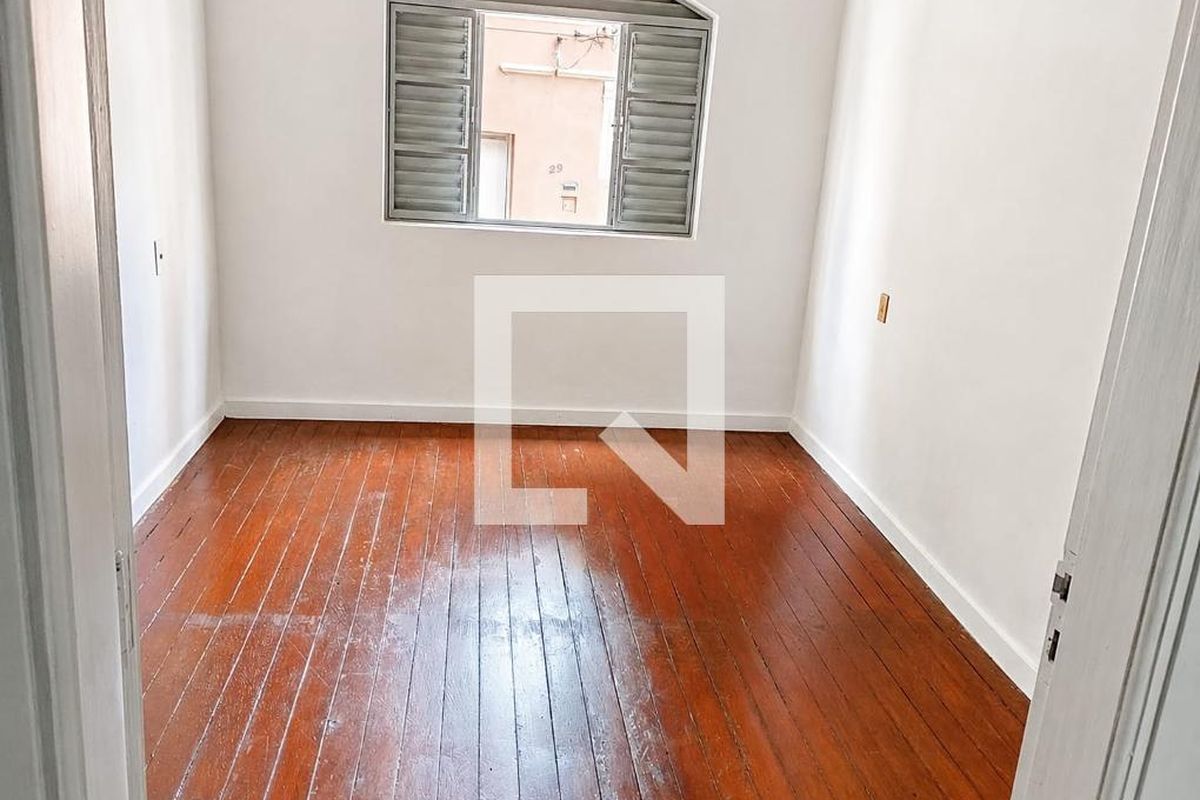 Casa à Venda - Centro, 3 Quartos,  180 m2 em , Campinas - sp | SoloBR