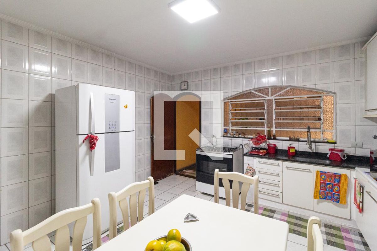 Casa, 4 quartos, 170 m² - Foto 33