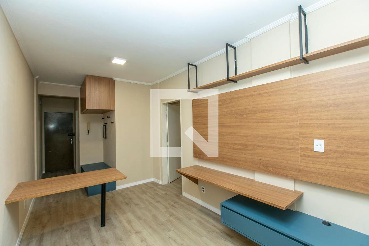 Apartamento à Venda - Centro, 1 Quarto,  45 m2 em , Campinas - sp | SoloBR