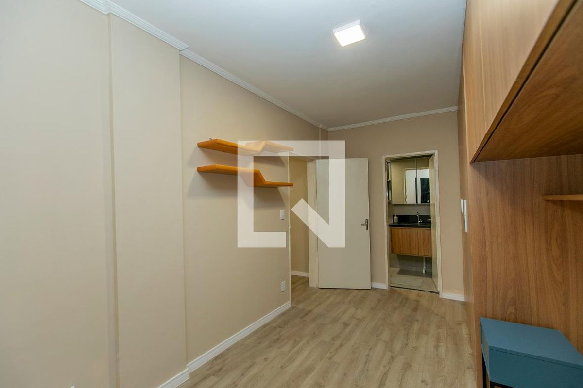 Apartamento à Venda - Centro, 1 Quarto,  45 m2 em , Campinas - sp | SoloBR