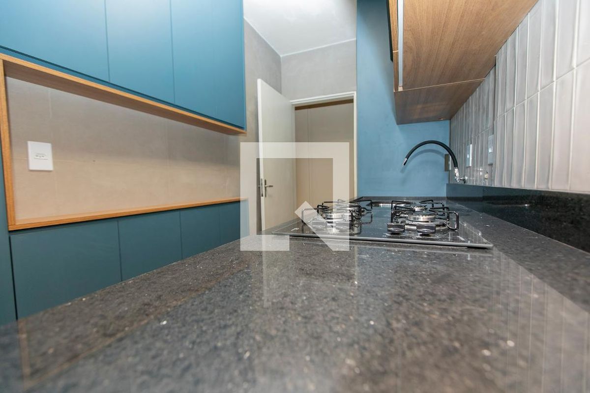 Apartamento à Venda - Centro, 1 Quarto,  45 m2 em , Campinas - sp | SoloBR
