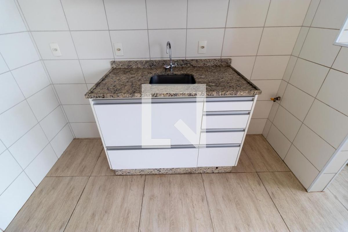Apartamento à Venda - Parque Prado, 2 Quartos,  63 m2 em , Campinas - sp | SoloBR