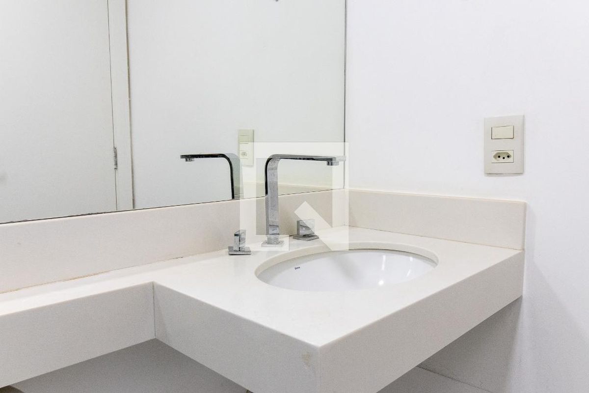 Apartamento à Venda - Mansões Santo Antônio, 2 Quartos,  74 m2 em , Campinas - sp | SoloBR