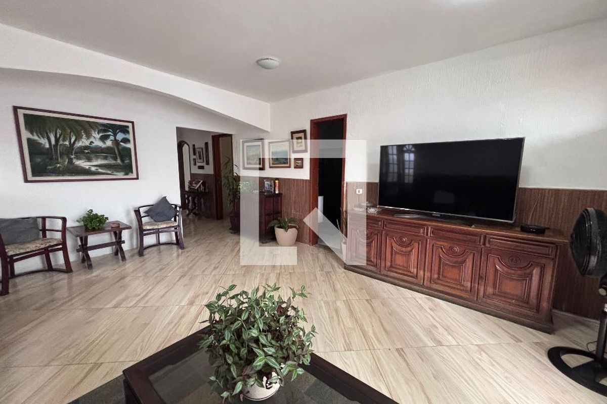 Casa, 6 quartos, 600 m² - Foto 3