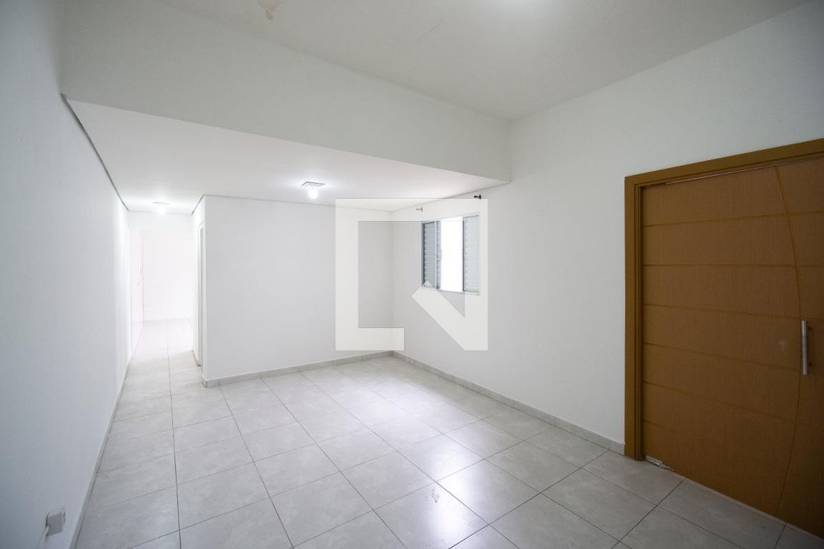 Casa, 3 quartos, 230 m² - Foto 2