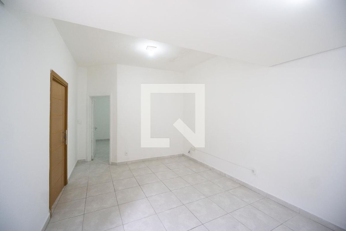Casa, 3 quartos, 230 m² - Foto 4