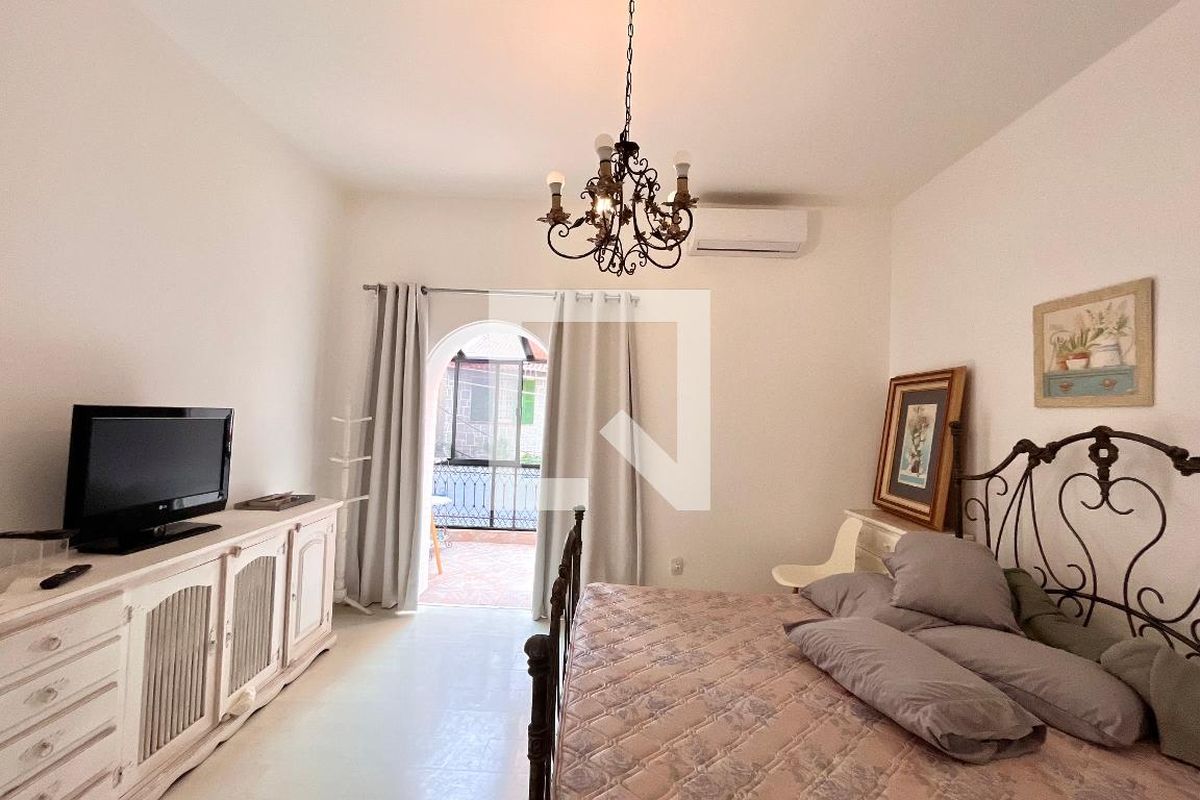 Casa, 3 quartos, 280 m² - Foto 33