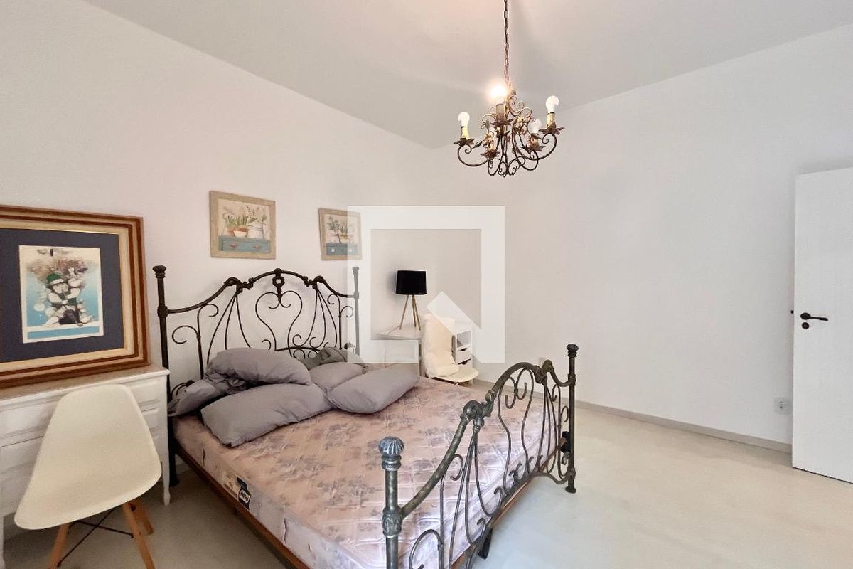 Casa, 3 quartos, 280 m² - Foto 35