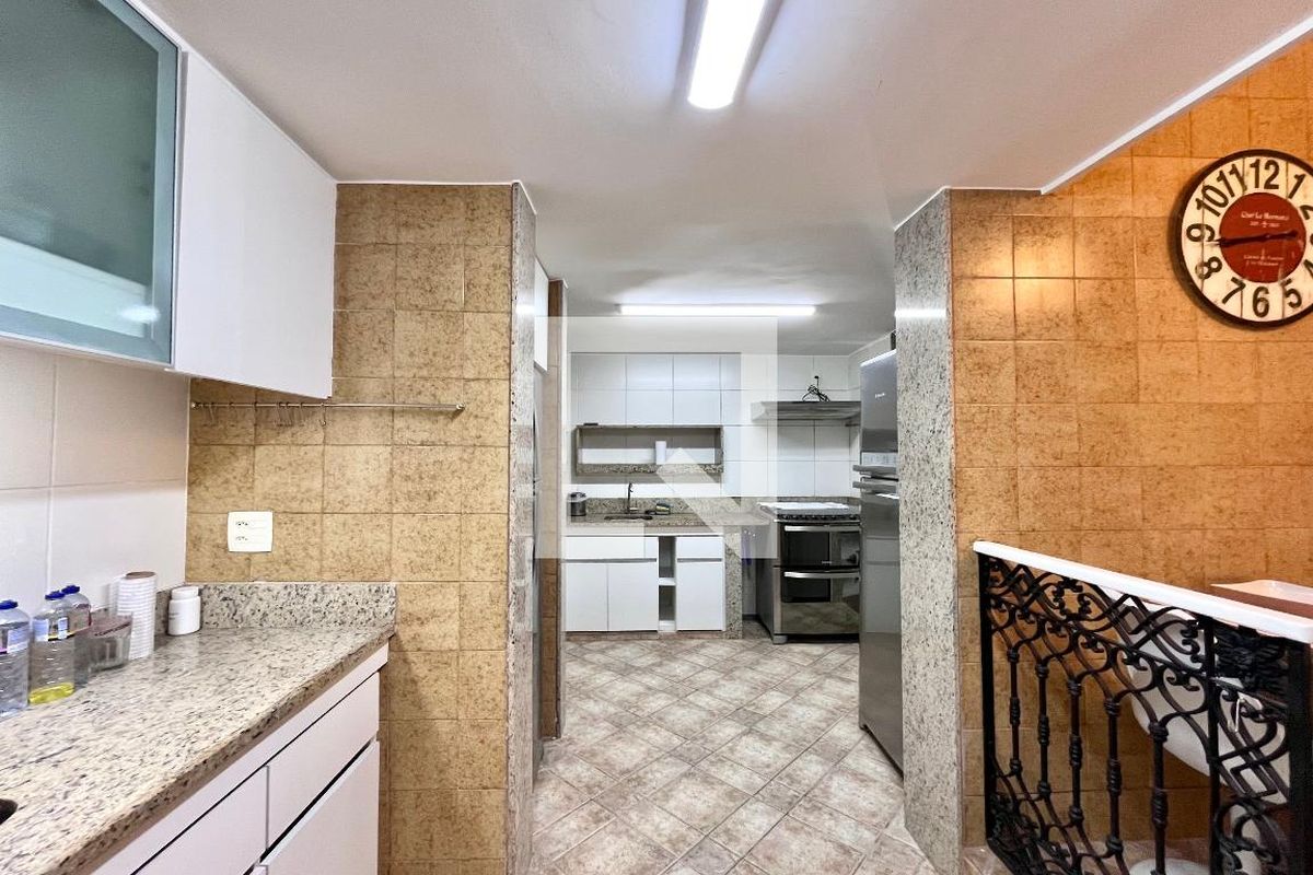 Casa, 3 quartos, 280 m² - Foto 14
