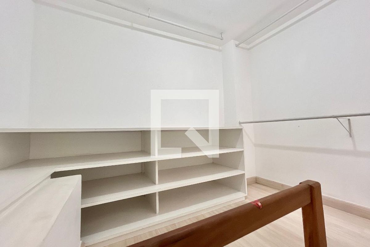 Casa, 3 quartos, 280 m² - Foto 50