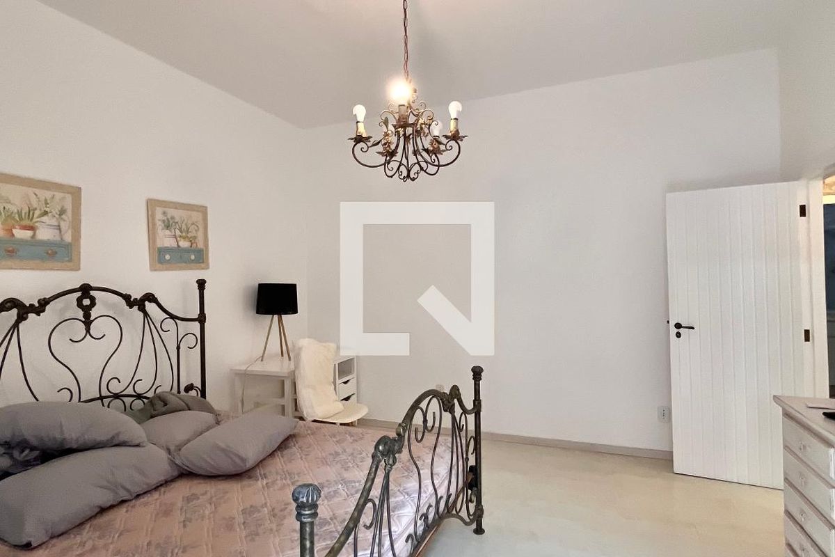 Casa, 3 quartos, 280 m² - Foto 40