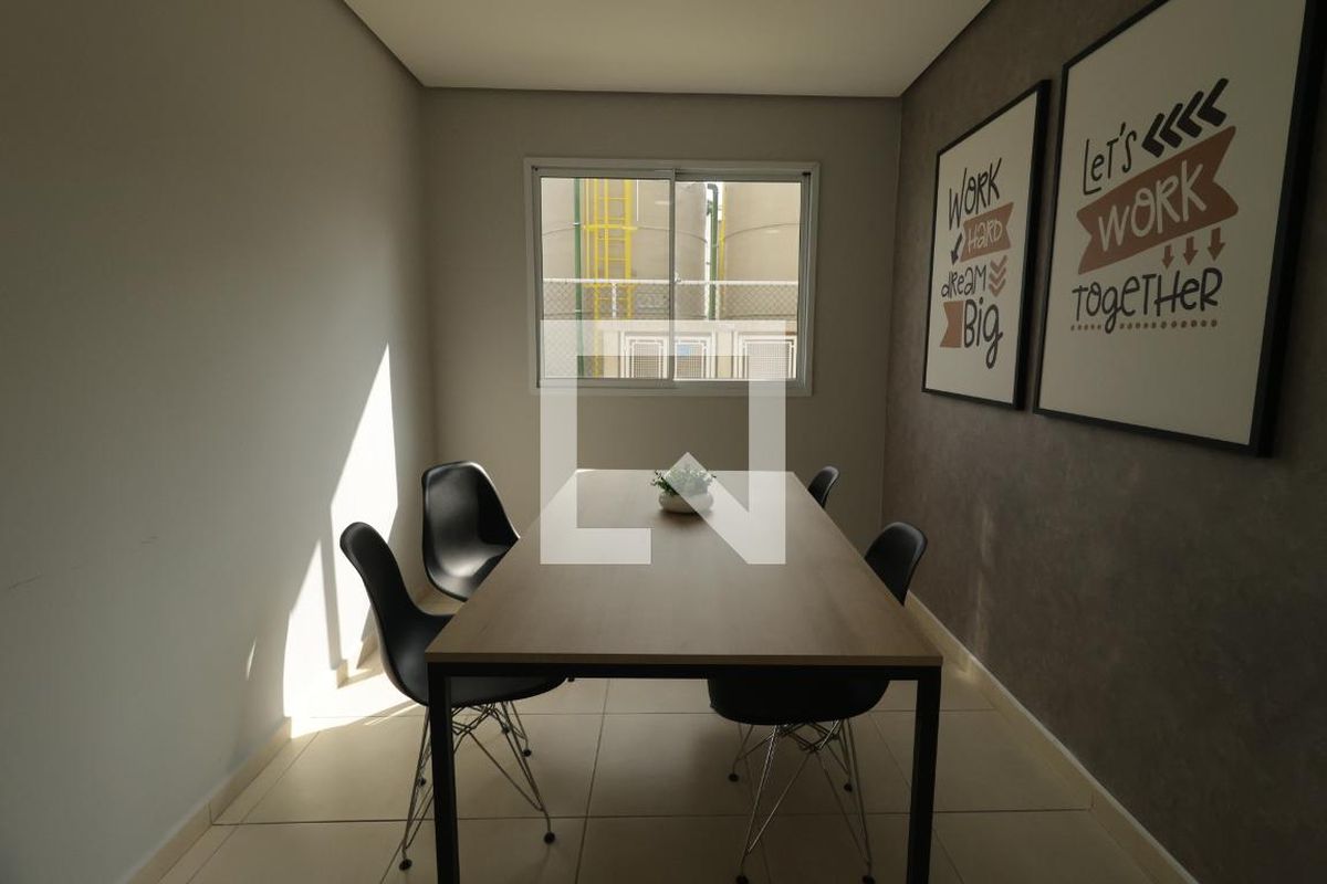 Apartamento, 2 quartos, 37 m² - Foto 45