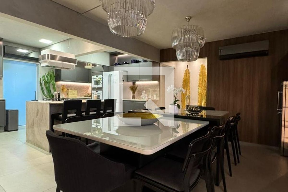 Apartamento à Venda - Centro, 2 Quartos,  158 m2 em , Campinas - sp | SoloBR