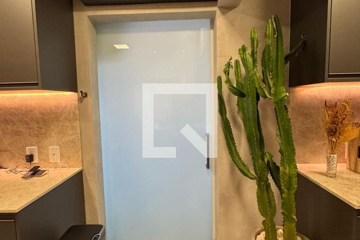 Apartamento à Venda - Centro, 2 Quartos,  158 m2 em , Campinas - sp | SoloBR