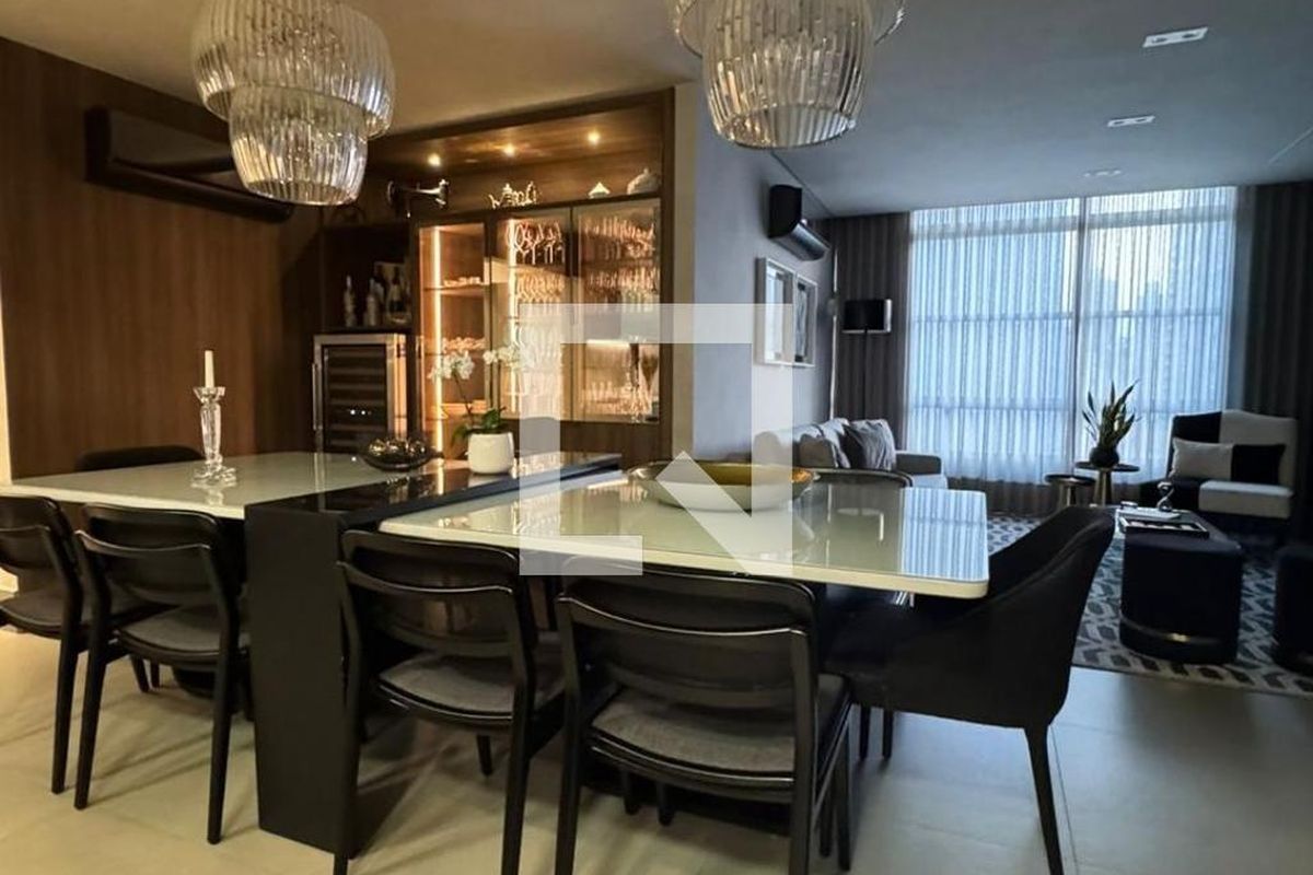 Apartamento à Venda - Centro, 2 Quartos,  158 m2 em , Campinas - sp | SoloBR