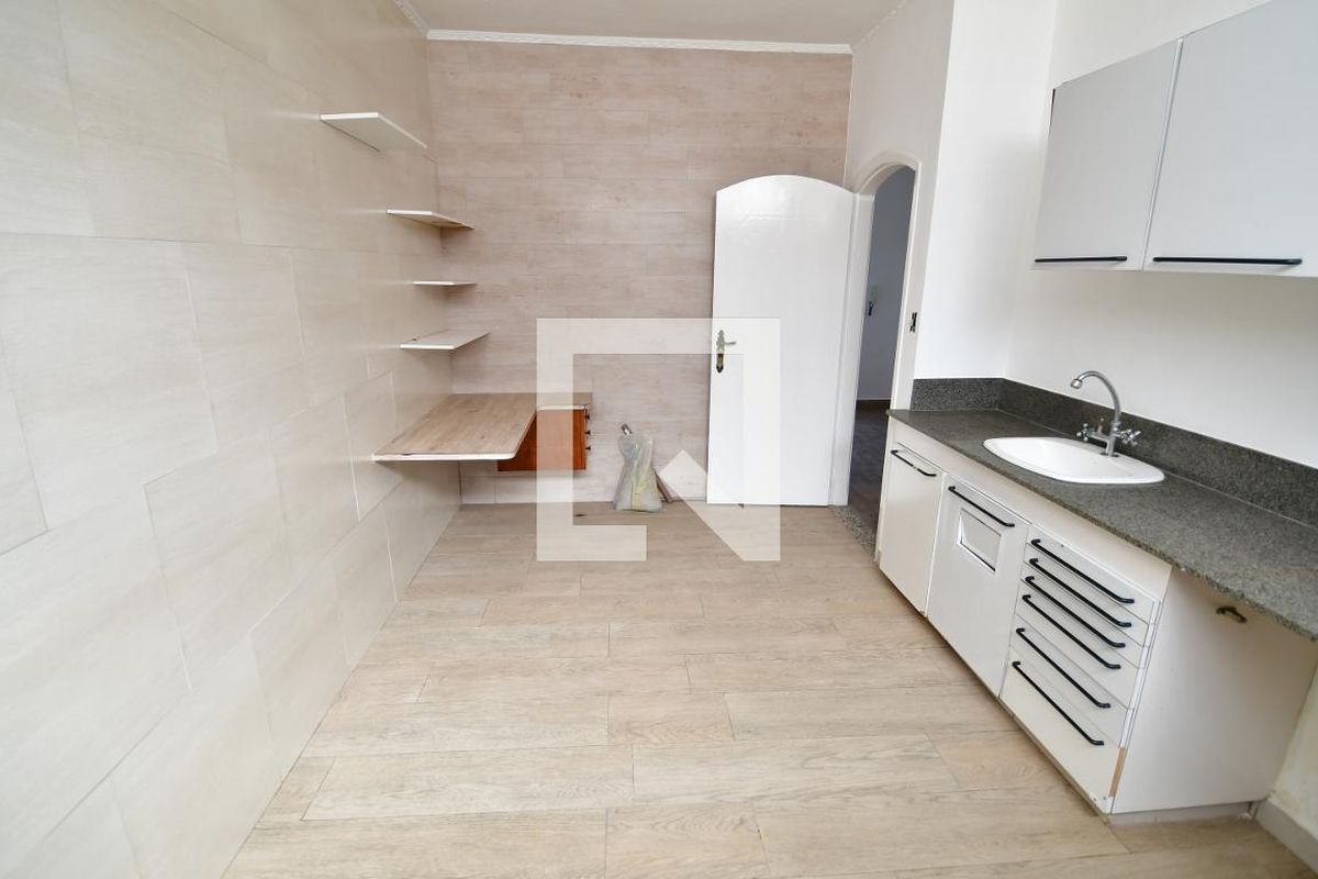 Casa à Venda - Guanabara, 4 Quartos,  335 m2 em , Campinas - sp | SoloBR