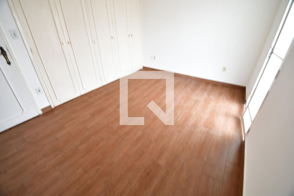 Casa à Venda - Guanabara, 4 Quartos,  335 m2 em , Campinas - sp | SoloBR