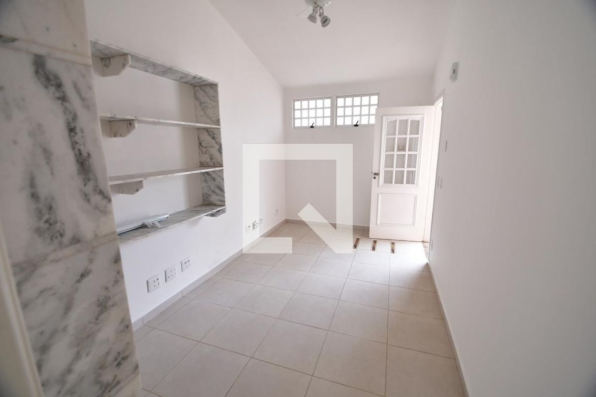 Casa à Venda - Guanabara, 4 Quartos,  335 m2 em , Campinas - sp | SoloBR