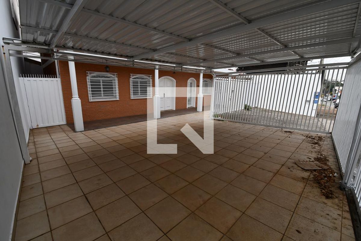 Casa à Venda - Guanabara, 4 Quartos,  335 m2 em , Campinas - sp | SoloBR